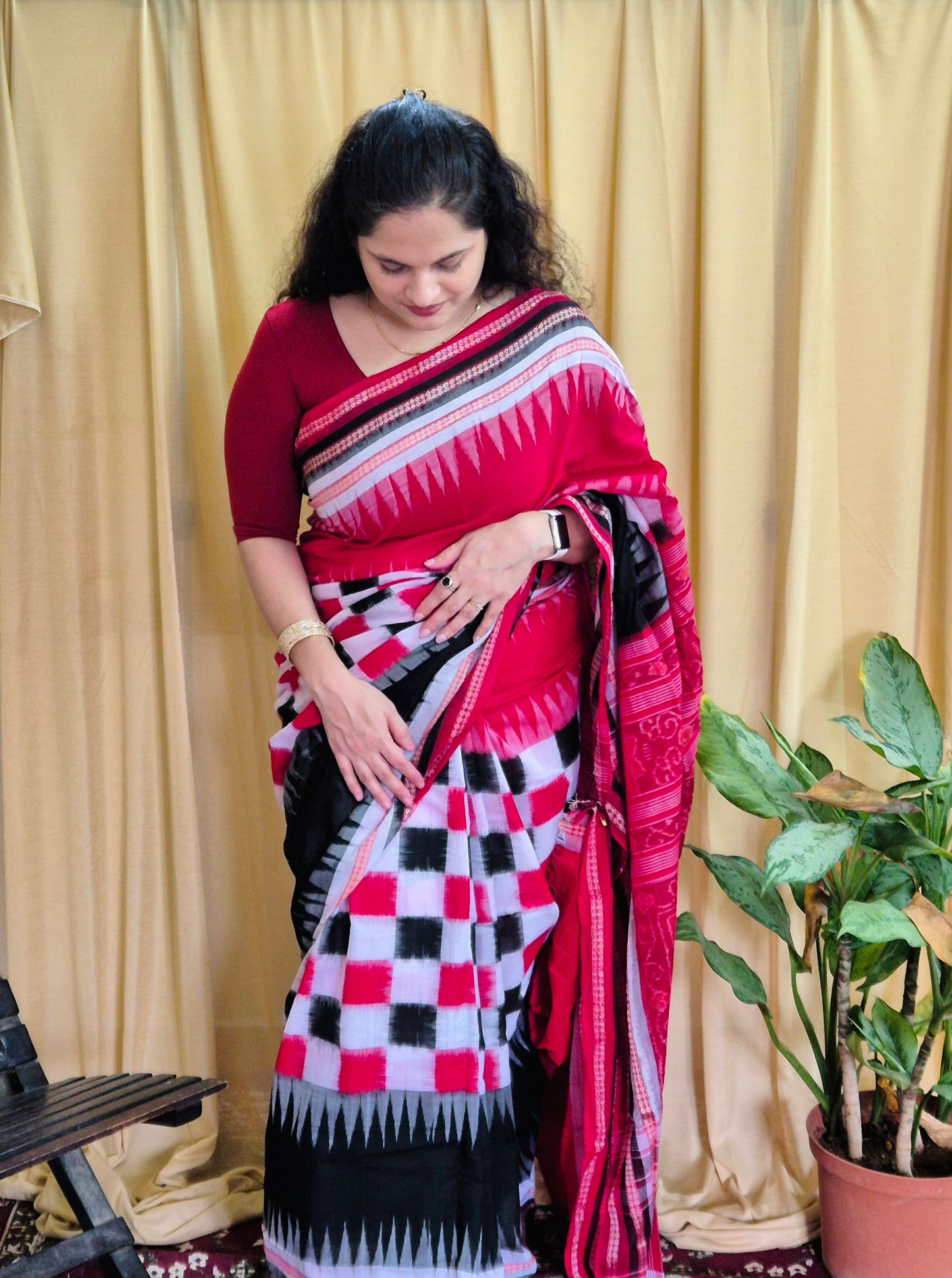 "Sampriti" Sambalpuri Handloom Saree - Earthyweaves