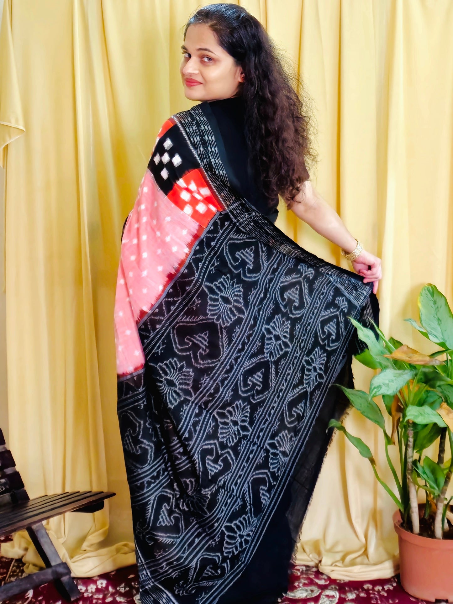 Tanirika Sambalpuri Handloom Saree - Earthyweaves