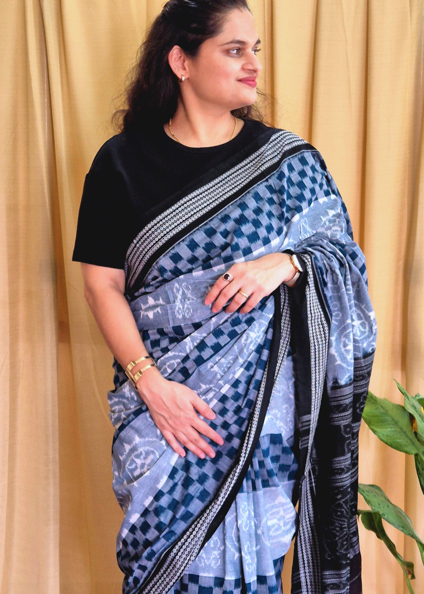 "Varnika" Sambalpuri Handloom Saree - Earthyweaves