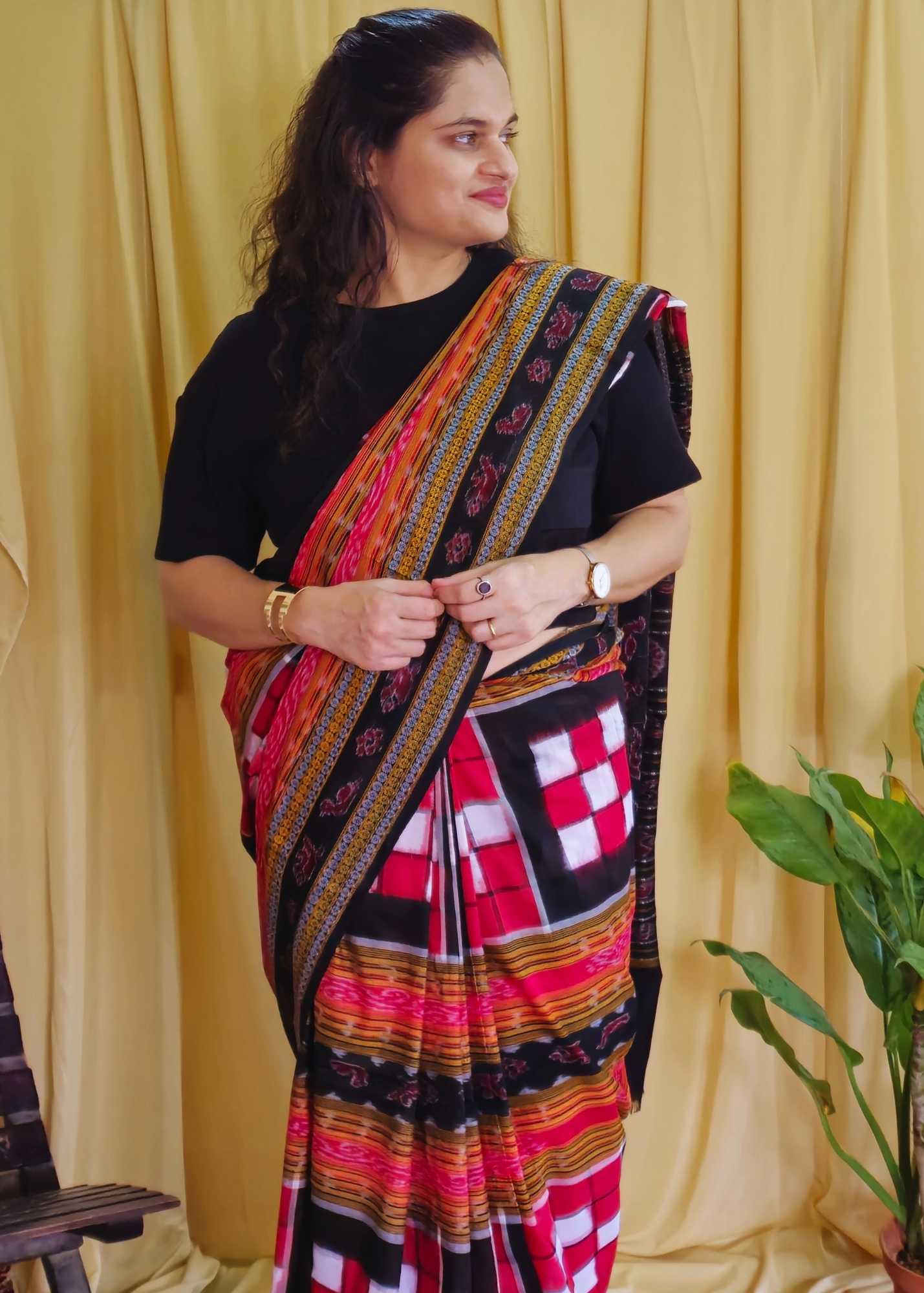 "Lohini" Sambalpuri Handloom Saree - Earthyweaves