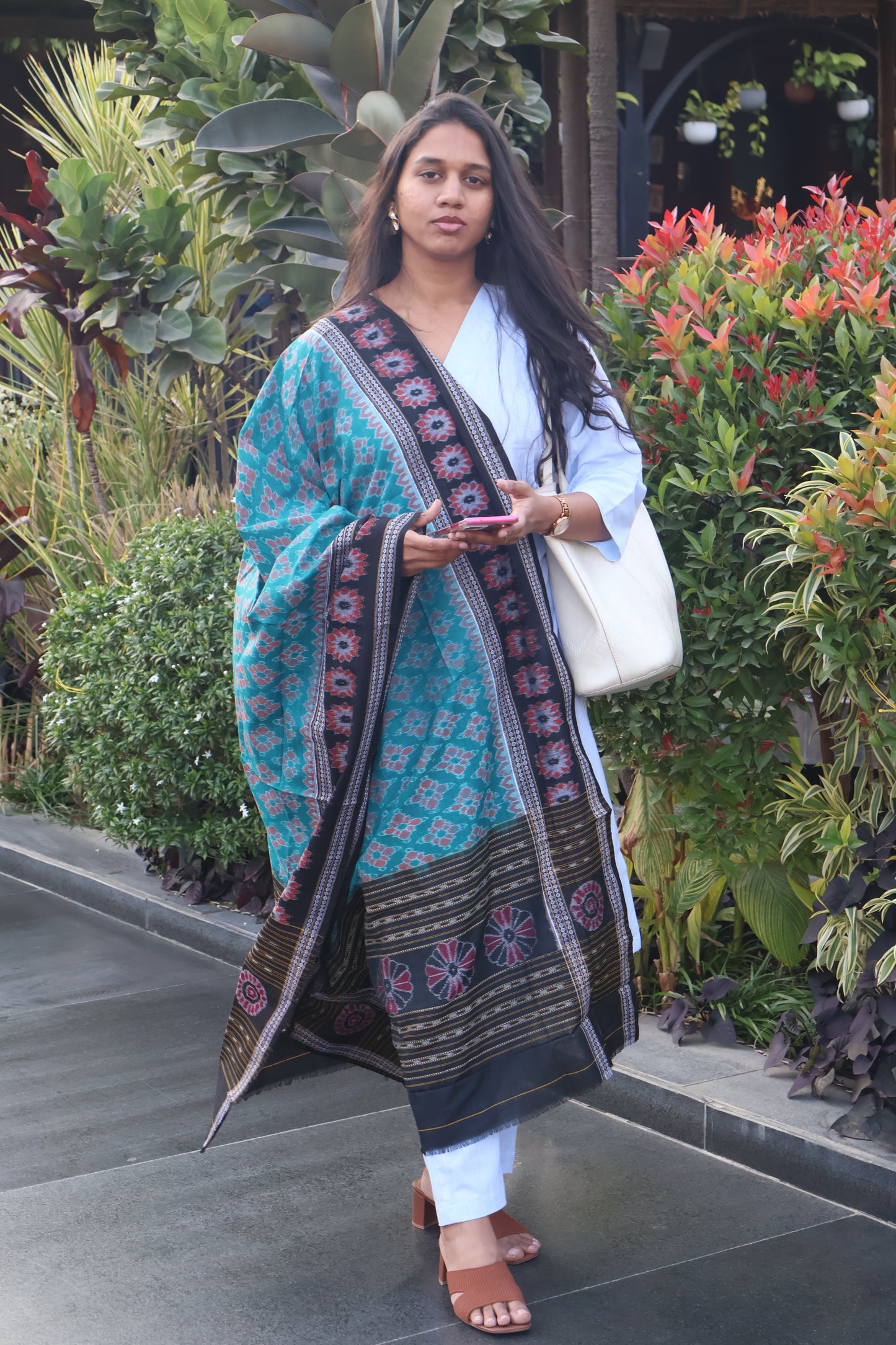 Teal Green and Black Floral Sambalpuri Dupatta - Earthyweaves