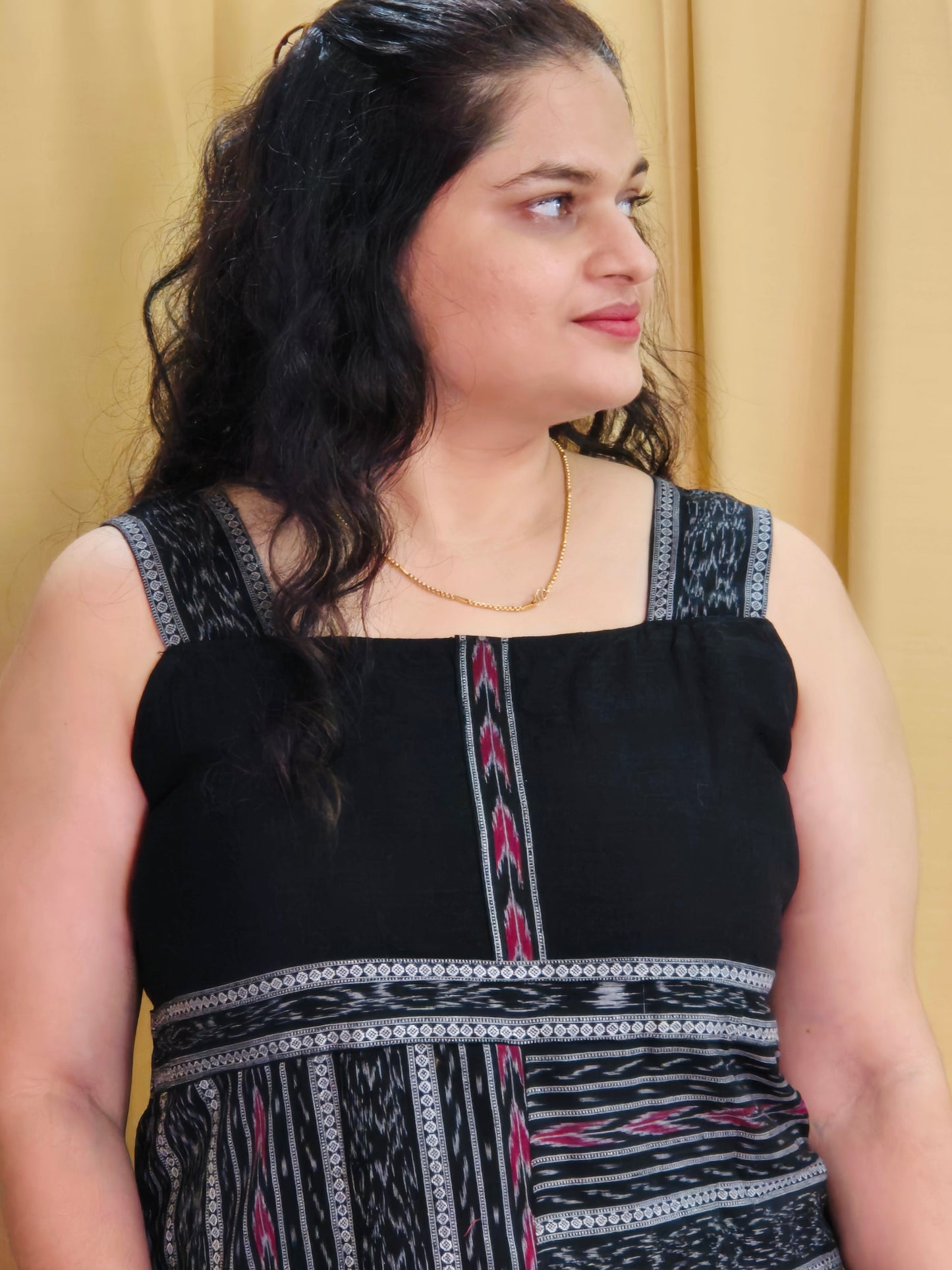 "Charvi" Black Sambalpuri Ikat Dress - Earthyweaves