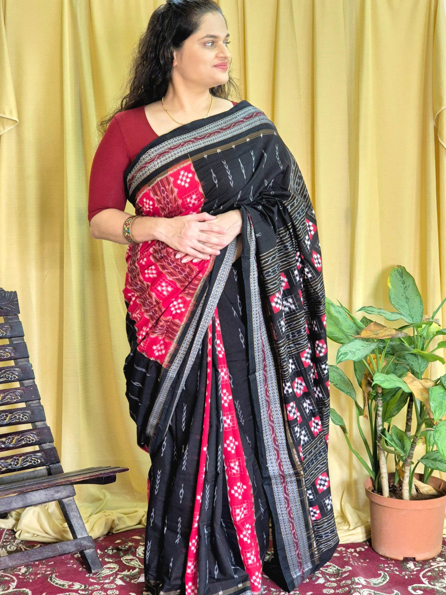 "Vaibhavi" Sambalpuri Handloom Saree - Earthyweaves