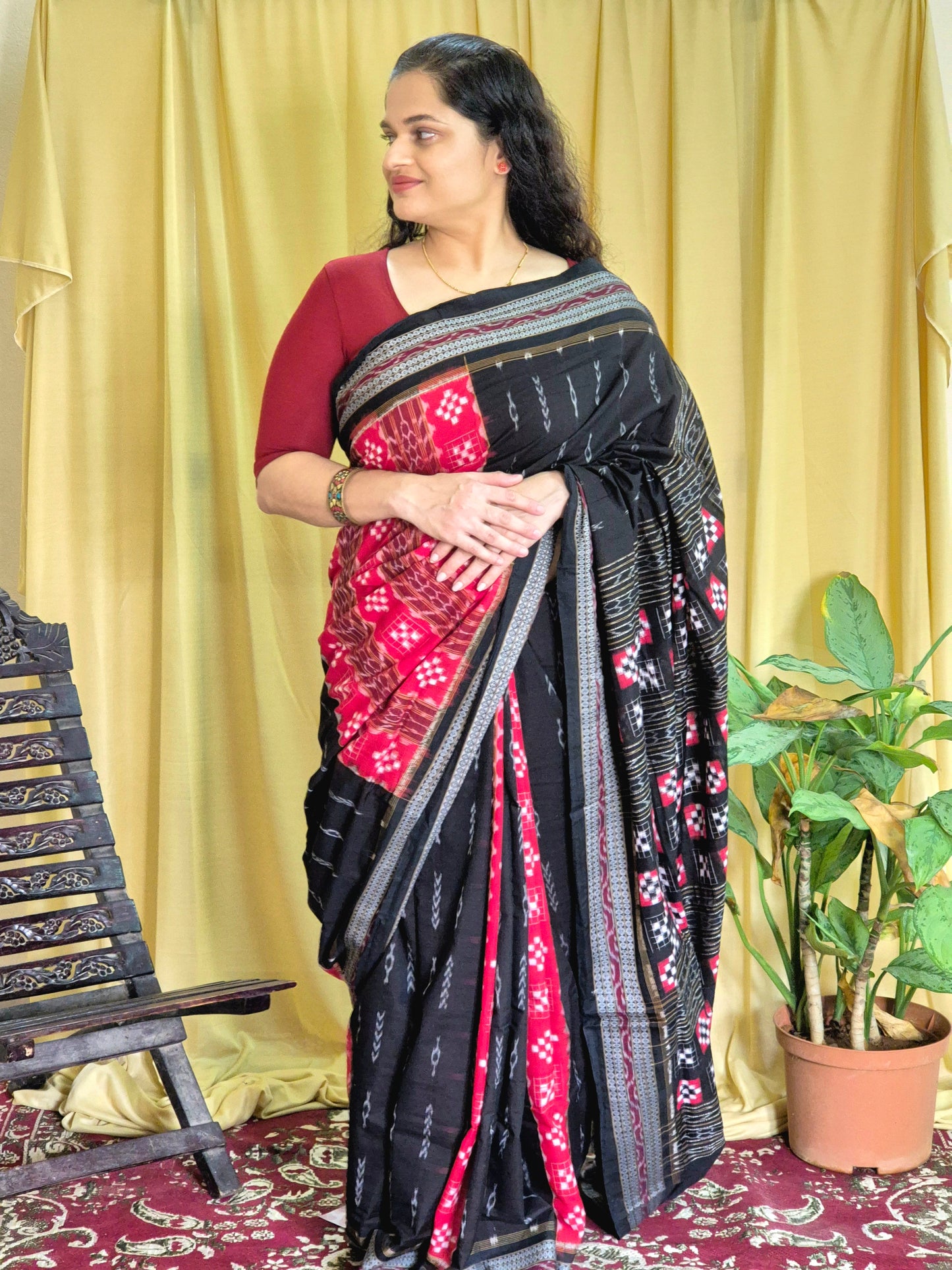 "Vaibhavi" Sambalpuri Handloom Saree - Earthyweaves
