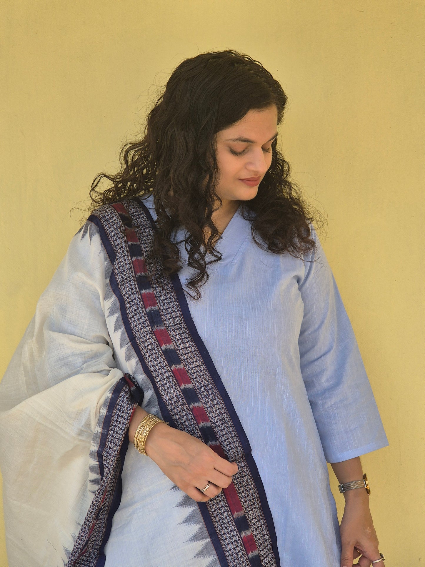 "Neelkanti" Blue Linen Co-ord Set with Sambalpuri Handloom Dupatta - Earthyweaves