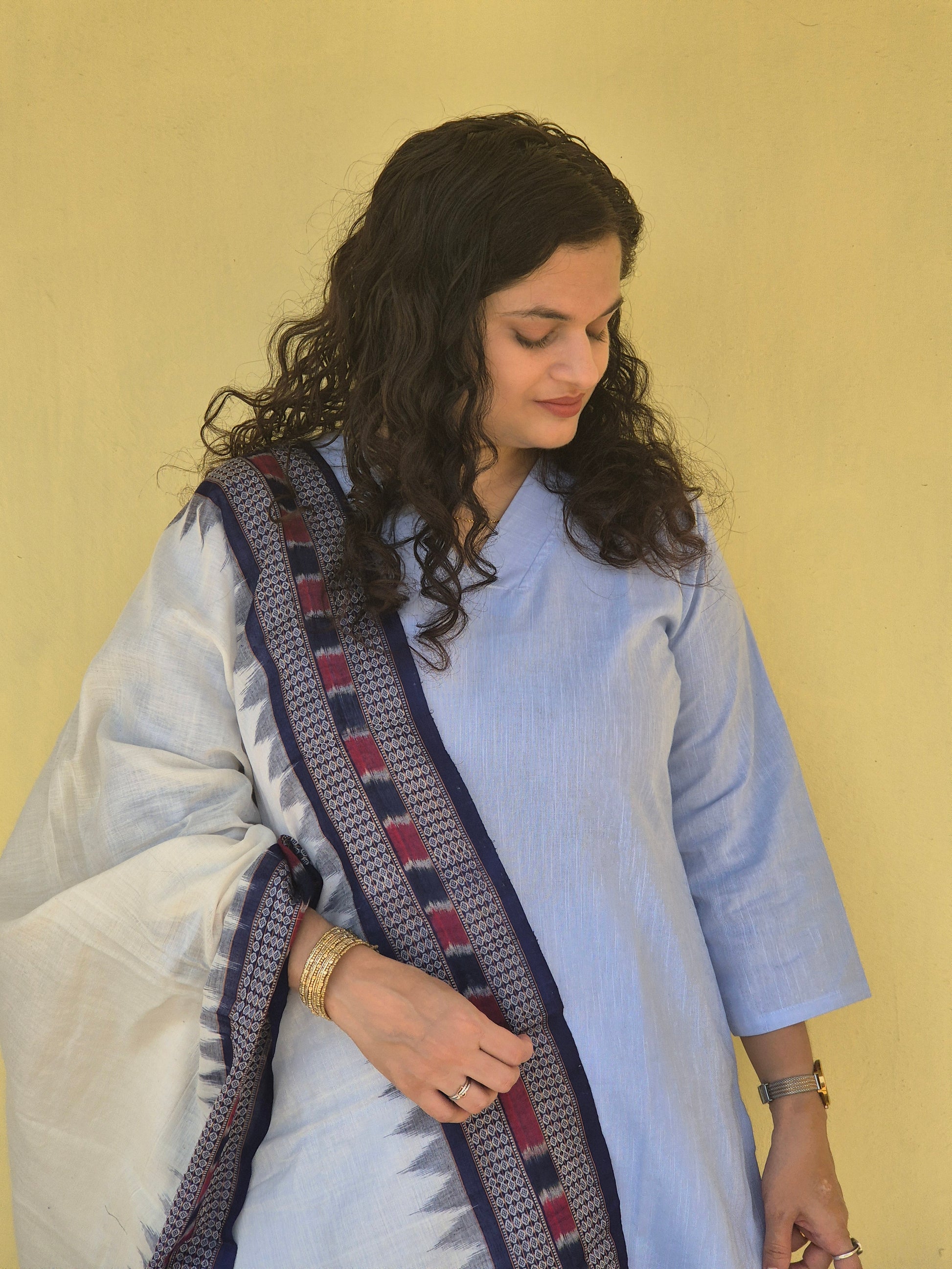 "Neelkanti" Blue Linen Co-ord Set with Sambalpuri Handloom Dupatta - Earthyweaves