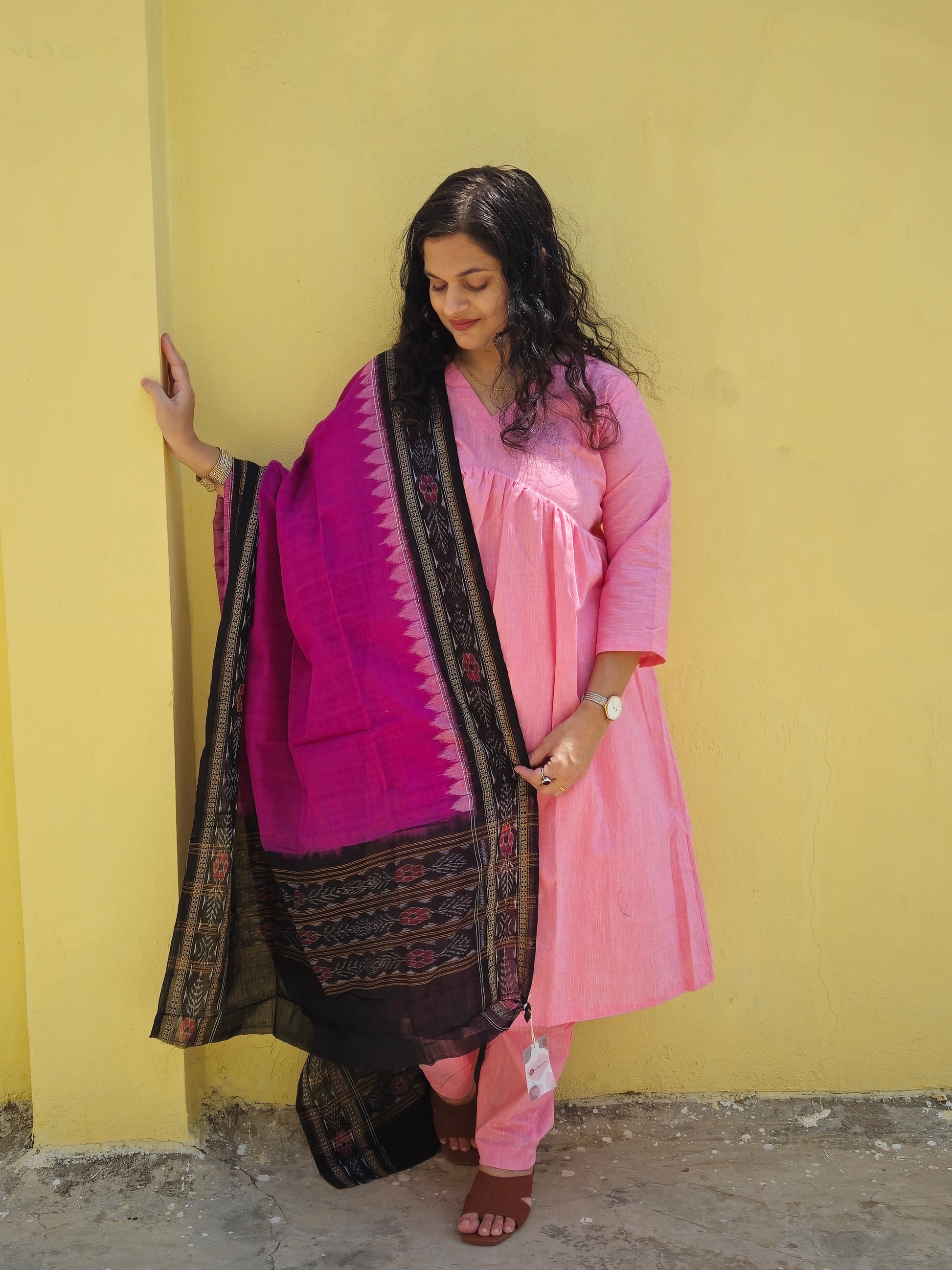 "GulabChitra" Blush pink Linen Co-ord Set with Sambalpuri Handloom Dupatta - Earthyweaves