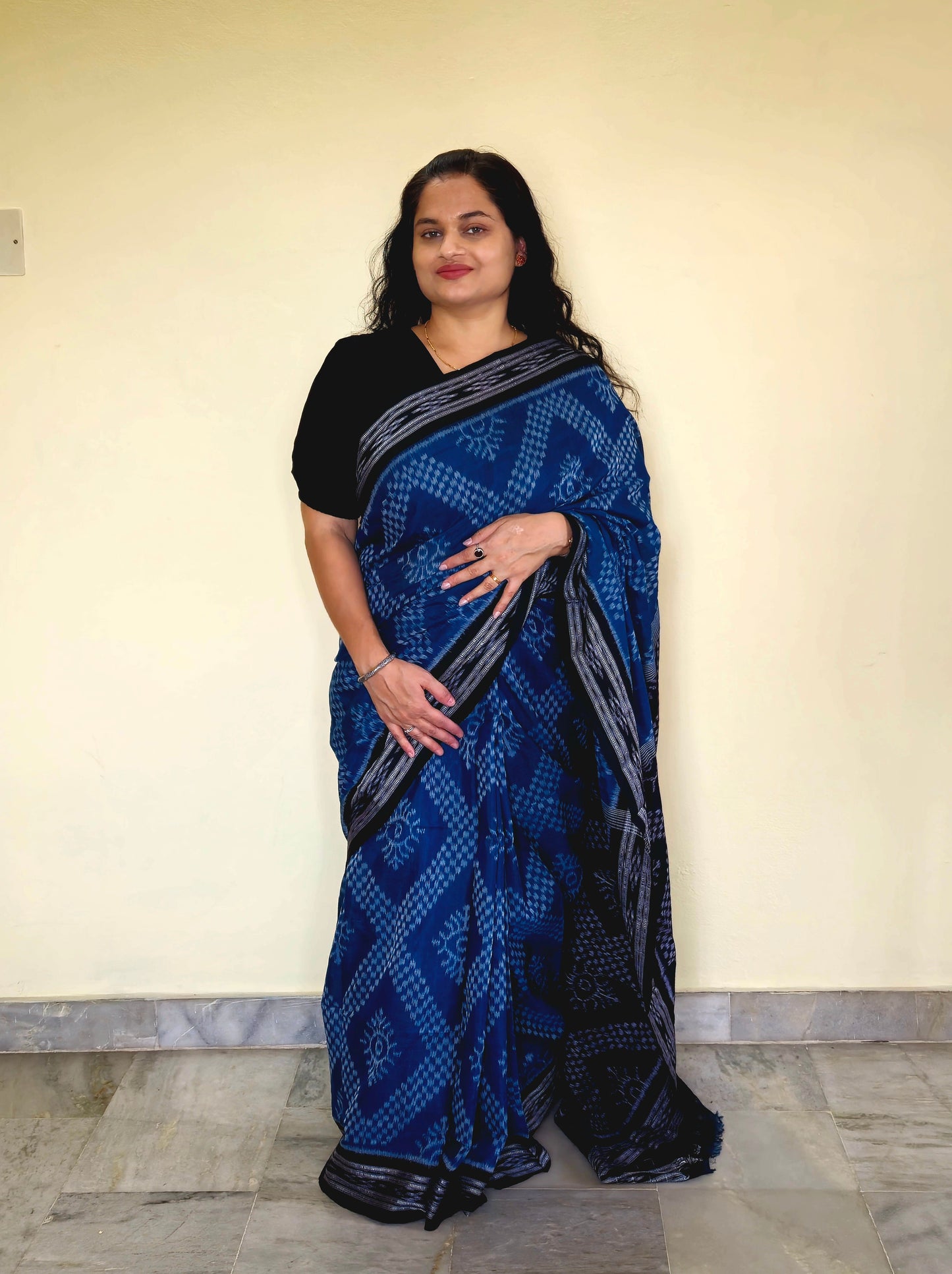 "Neelambara" Sambalpuri Cotton Saree - Earthyweaves