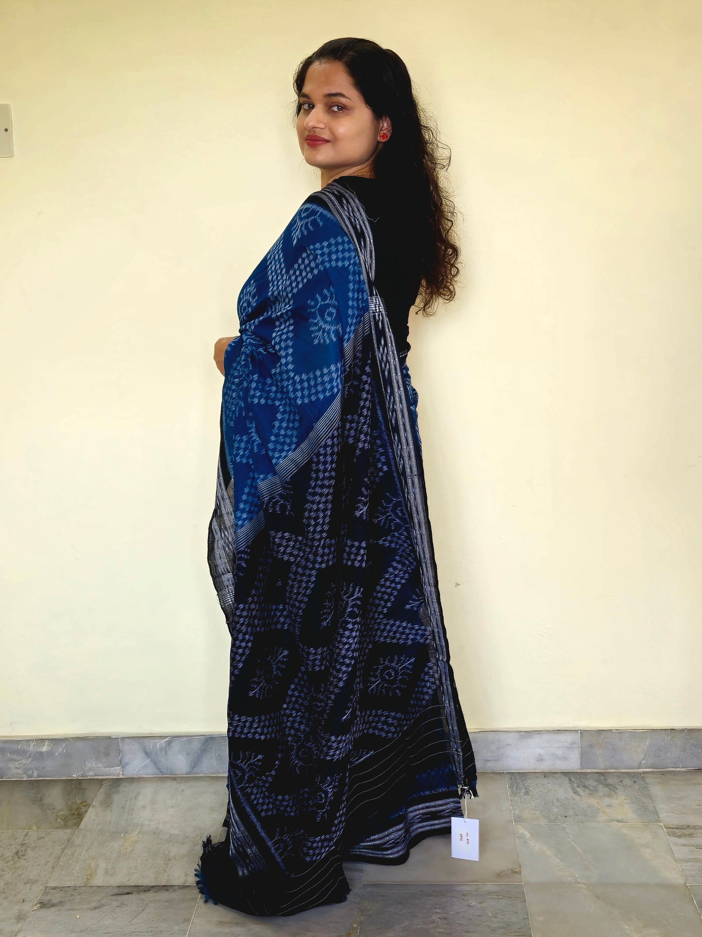 "Neelambara" Sambalpuri Cotton Saree - Earthyweaves