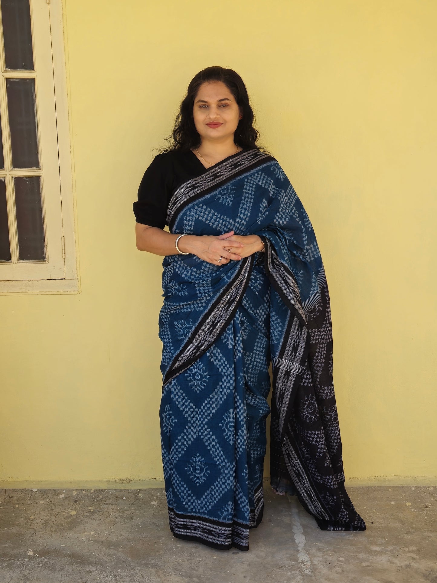 "Neelambara" Sambalpuri Cotton Saree - Earthyweaves