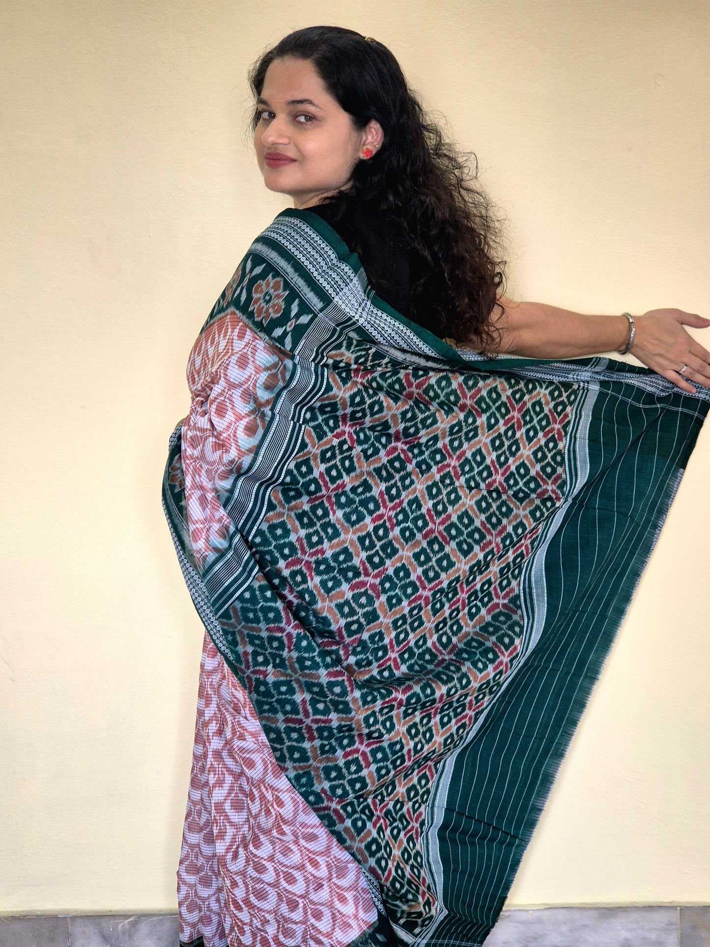 "Mallika" Sambalpuri Cotton Saree - Earthyweaves