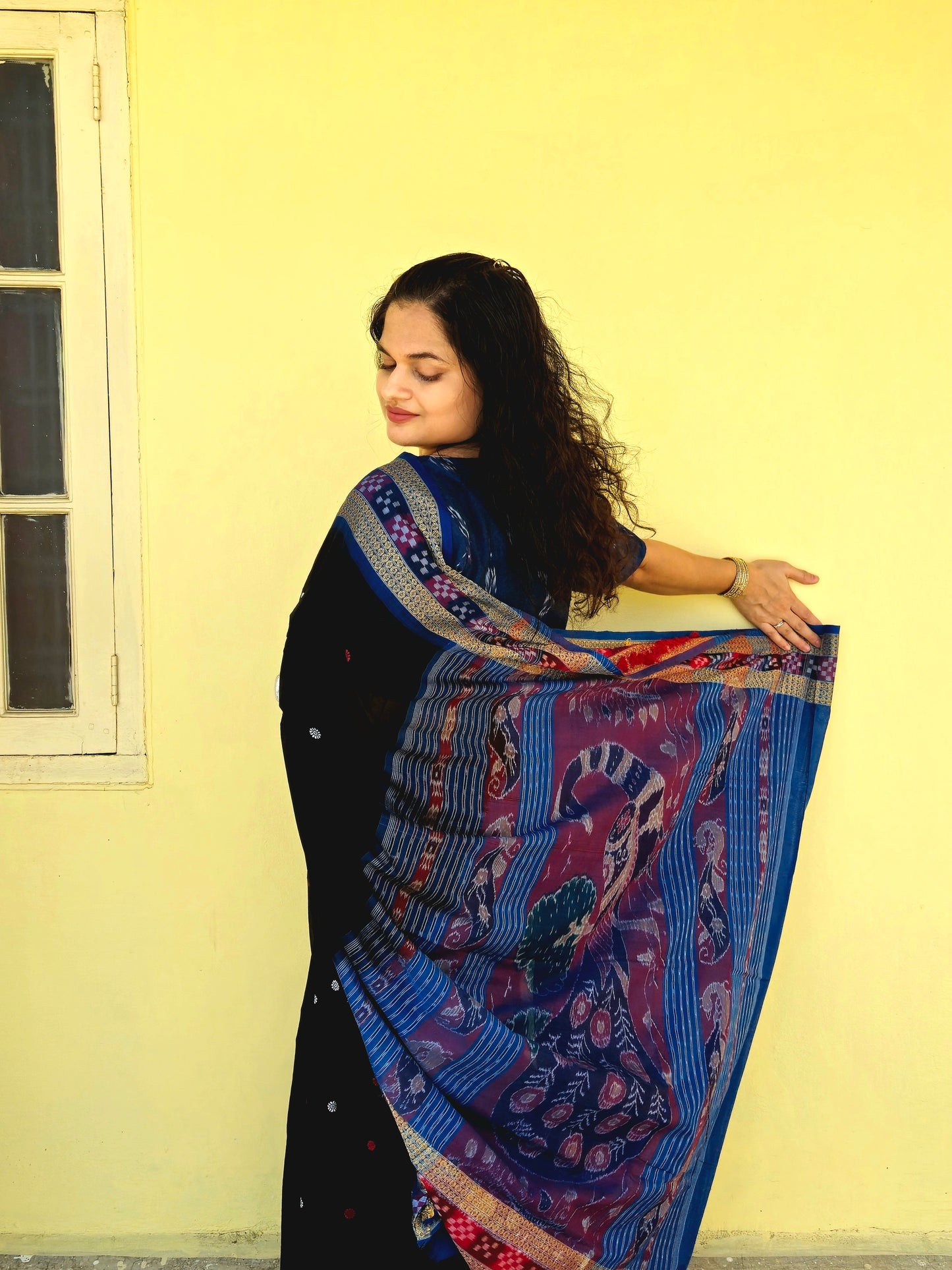 "Mrunalini" Sambalpuri Cotton Saree - Earthyweaves