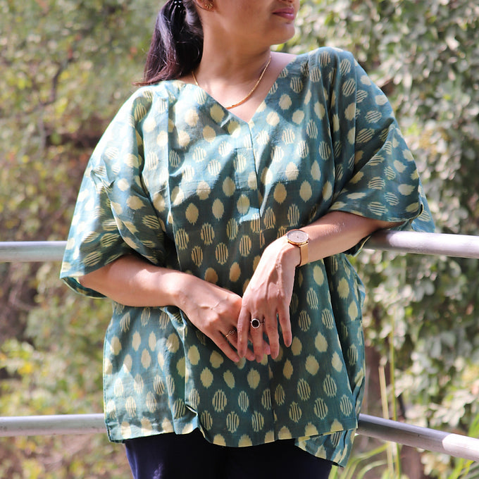 "Vibhrantika" Pochampally Top - Earthyweaves