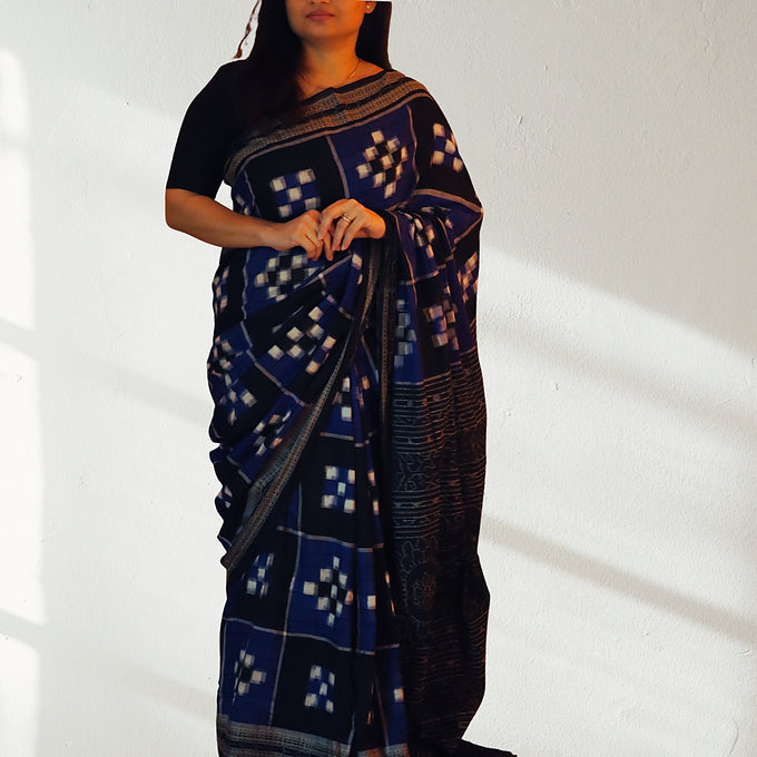 "Charukriti" Blue Sambalpuri Cotton Saree - Earthyweaves