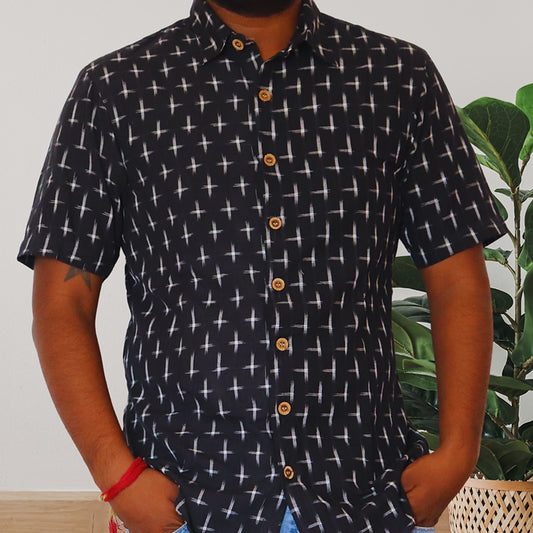 Black Pochampally Unisex Shirt - Earthyweaves