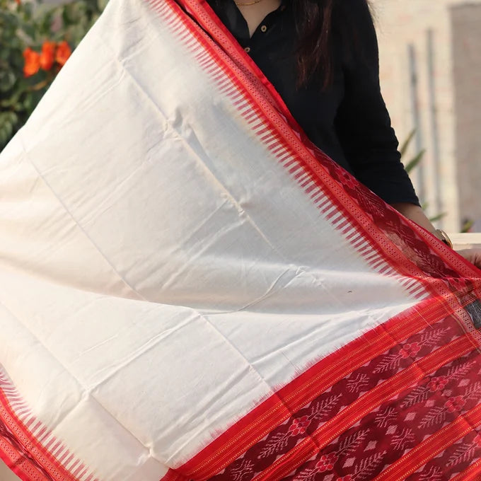 White Sambalpuri Dupatta with Red Border - Earthyweaves