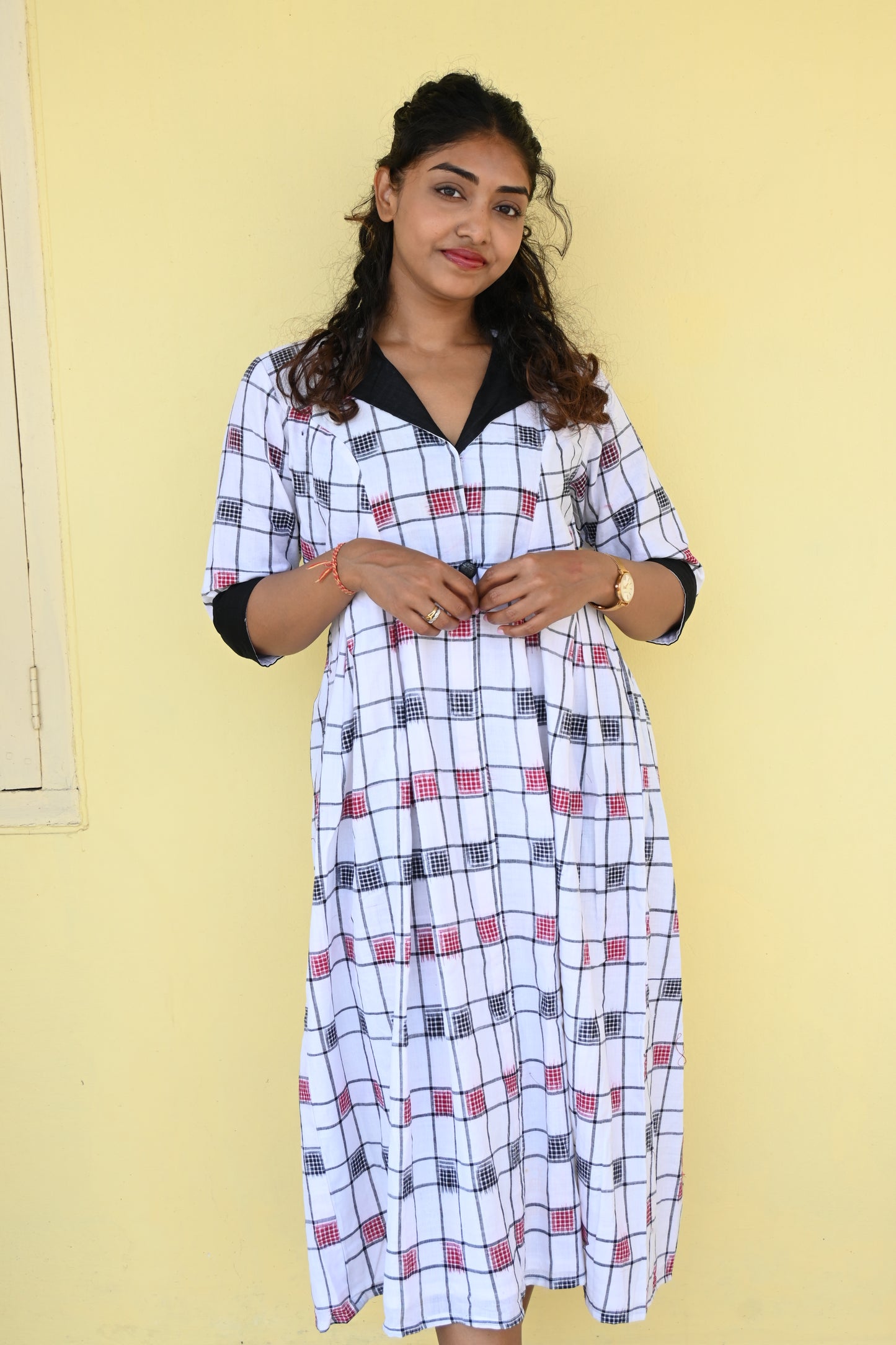 "Dhriti" White Sambalpuri Handloom Dress