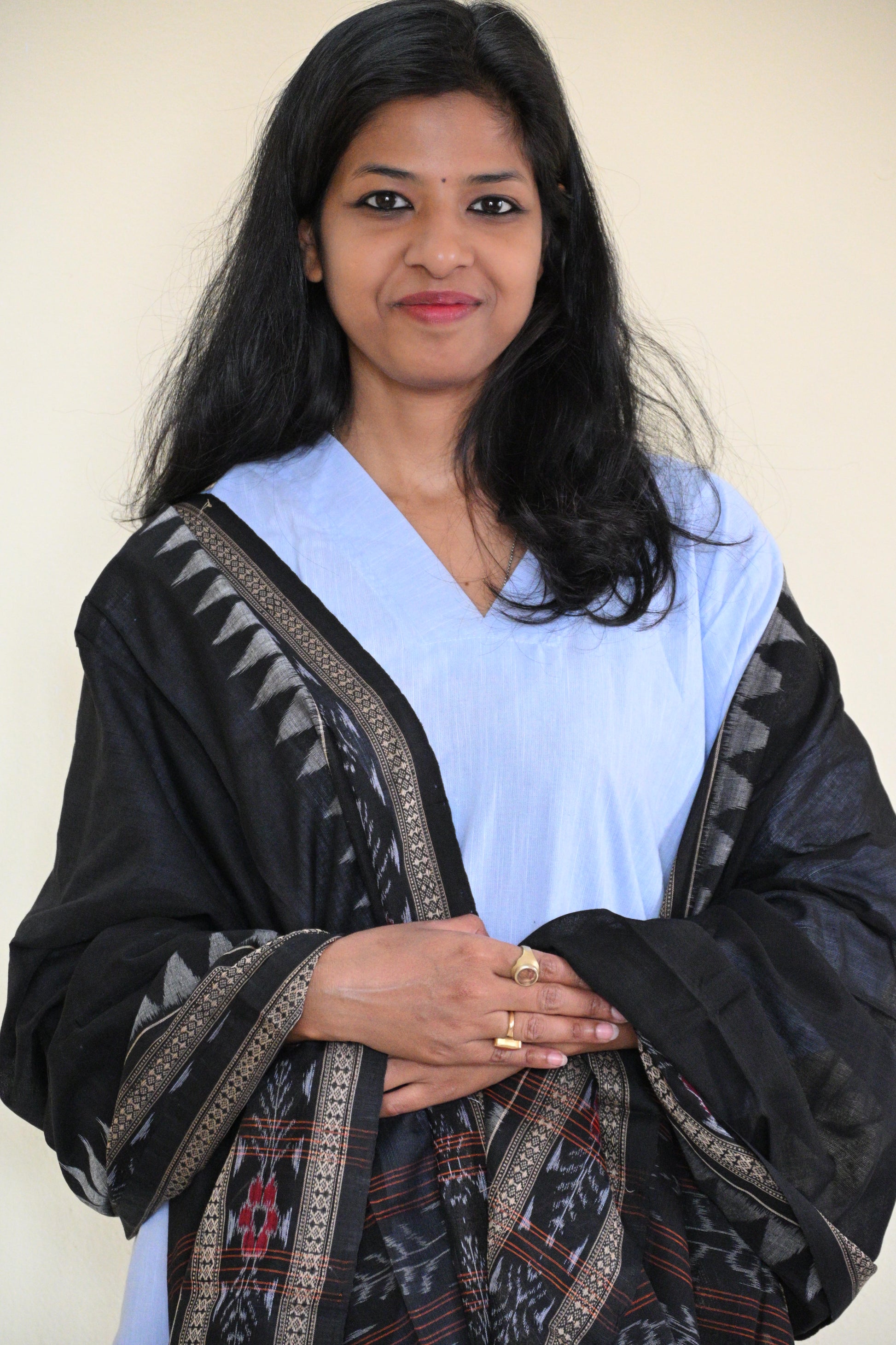 Black and Red Sambalpuri Dupatta - Earthyweaves