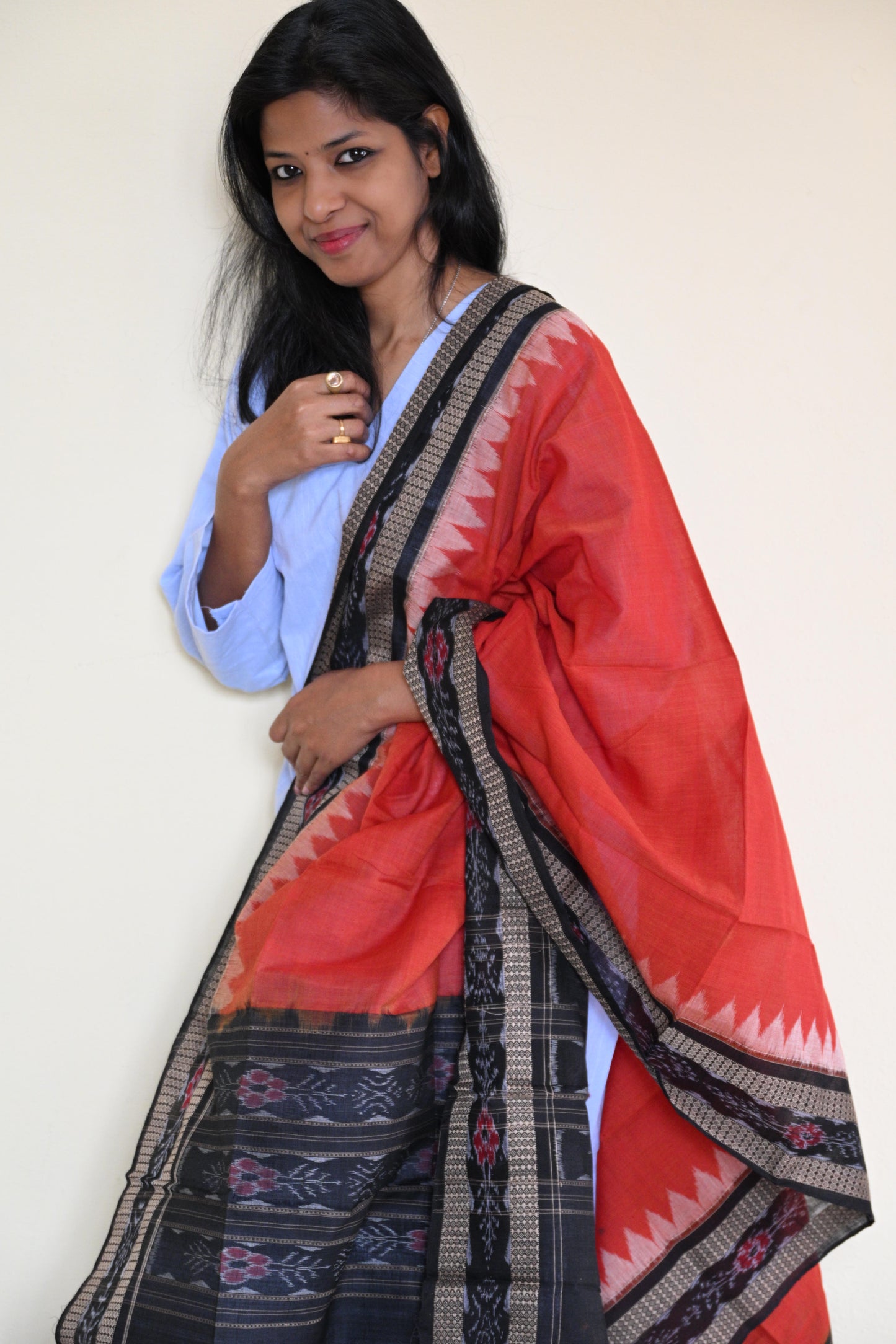 Red with black border Sambalpuri Dupatta