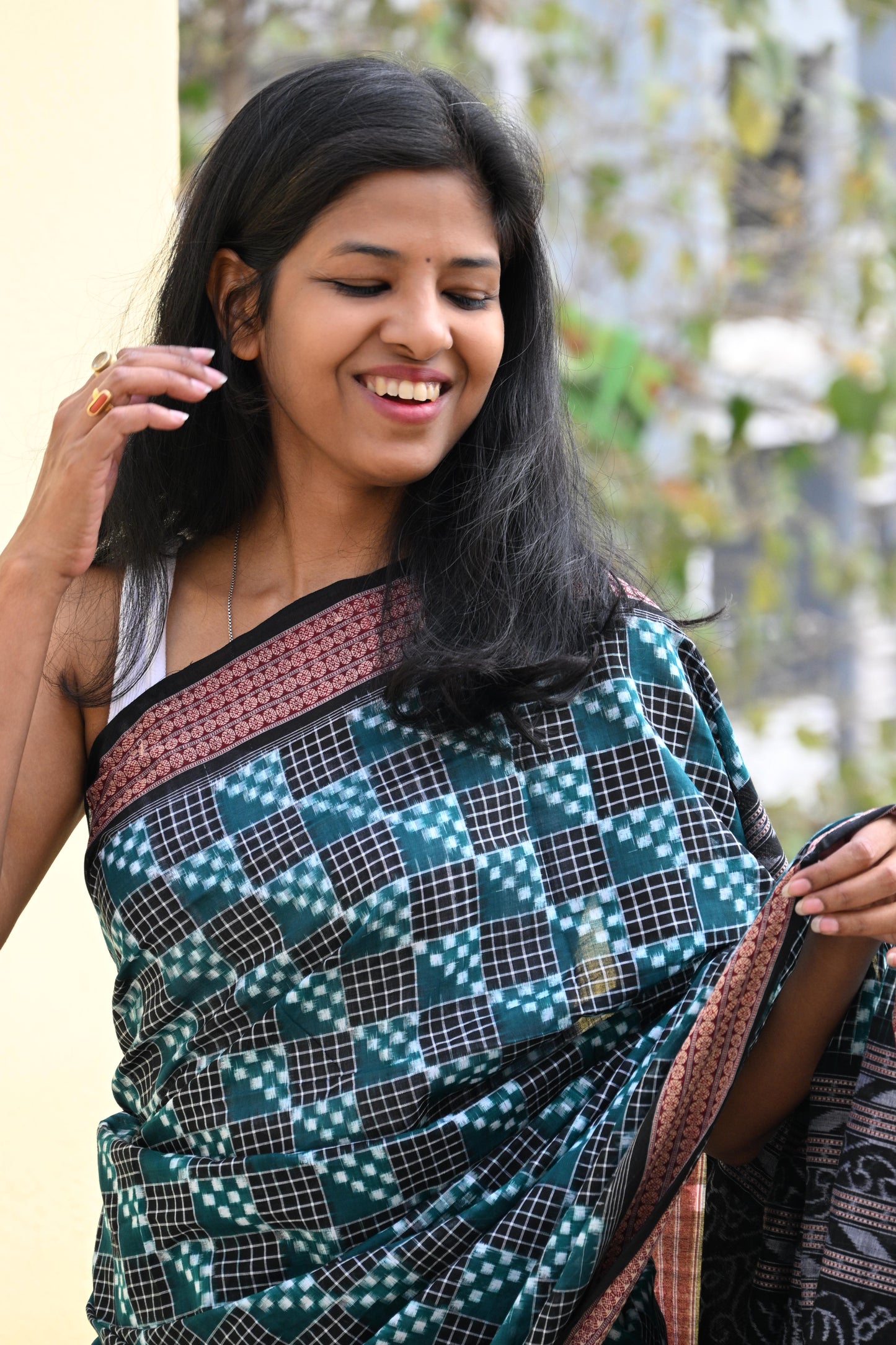 Deep Green and Black Sambalpuri Cotton Saree - Earthyweaves