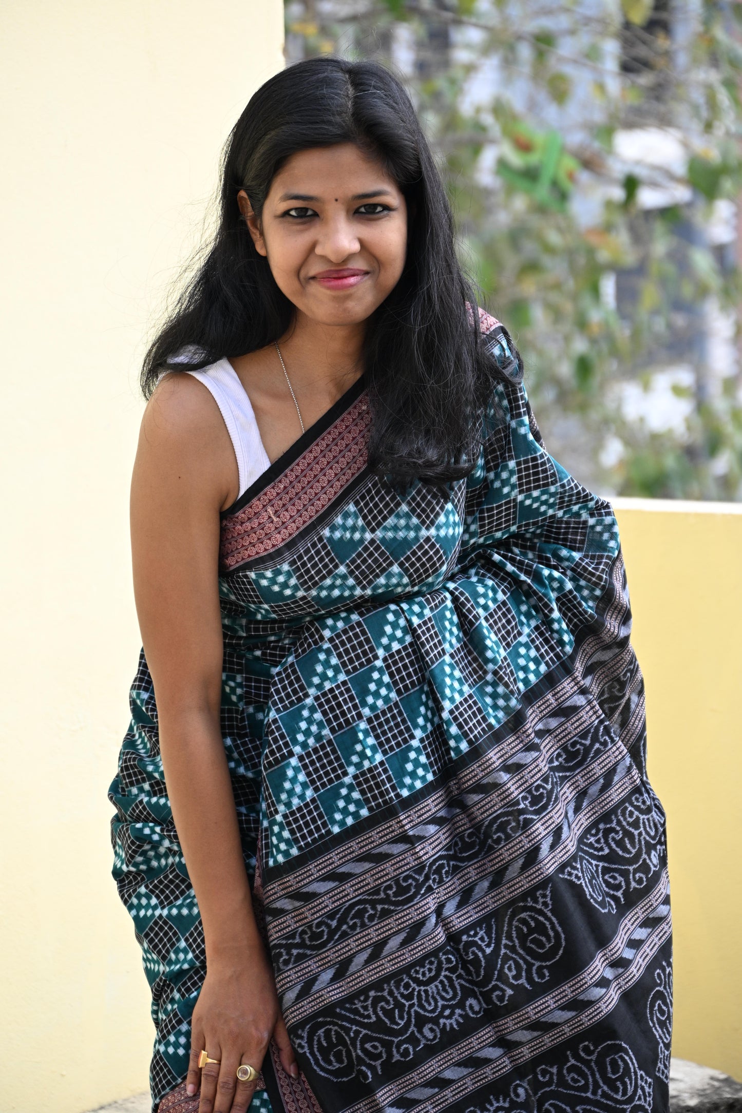 Deep Green and Black Sambalpuri Cotton Saree - Earthyweaves