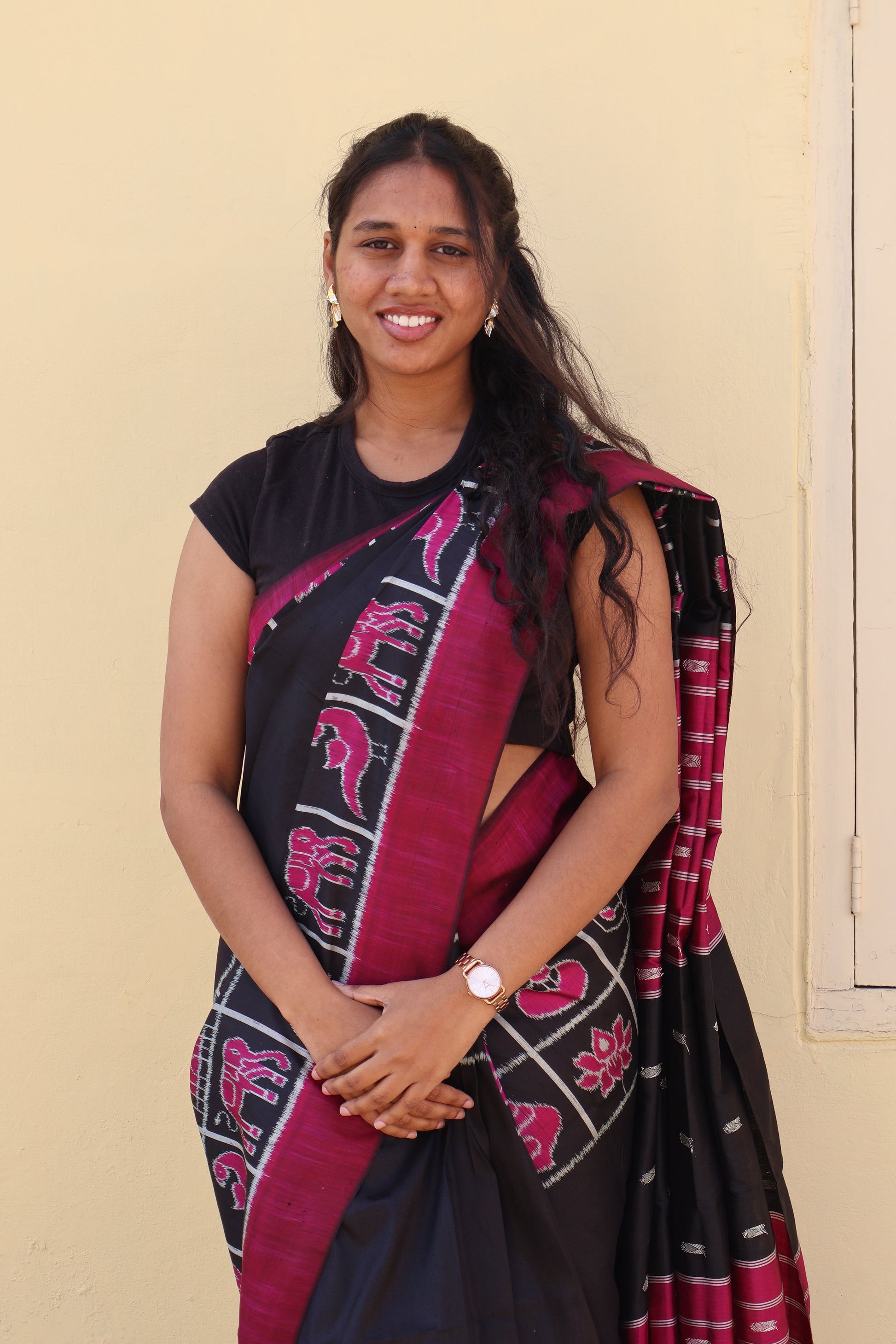 Black and Red Khandua Silk Saree - Earthyweaves