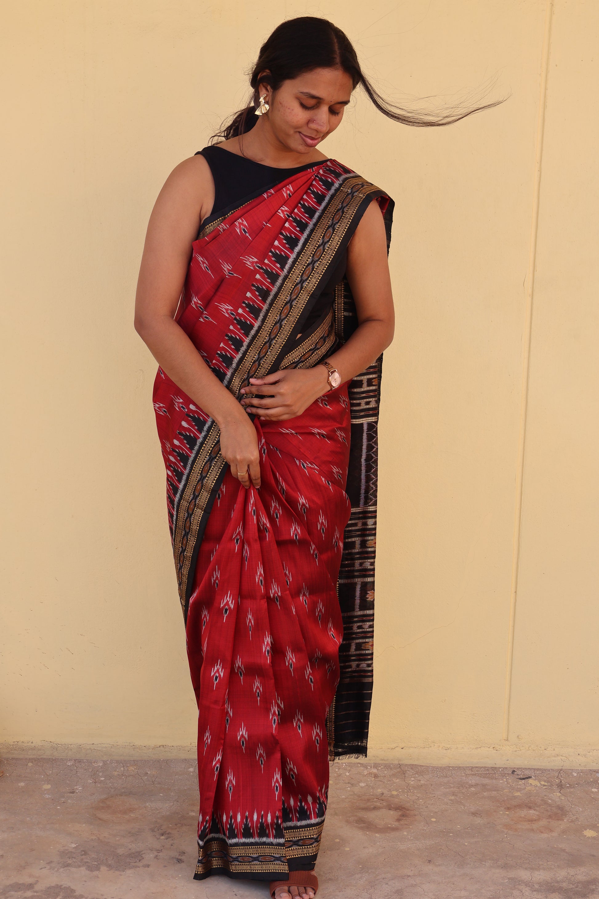 Red and Black Khandua Silk Saree - Earthyweaves