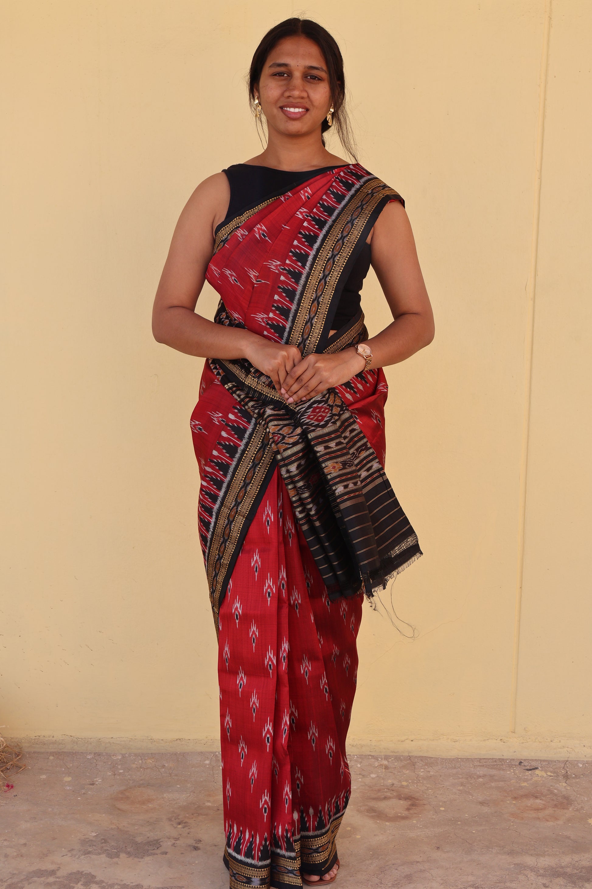 Red and Black Khandua Silk Saree - Earthyweaves