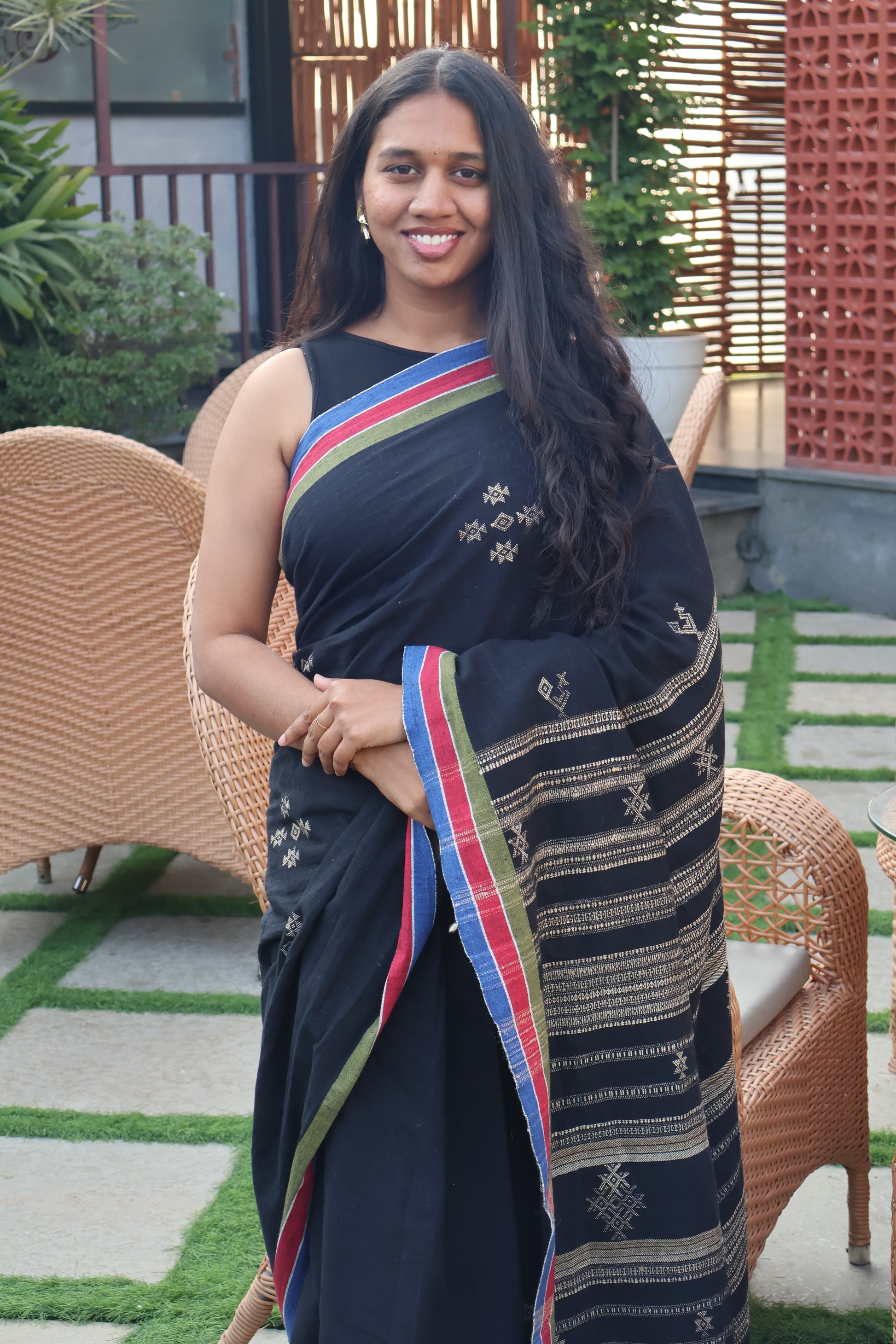 Black Kala Cotton Tussar Handloom Saree - Earthyweaves