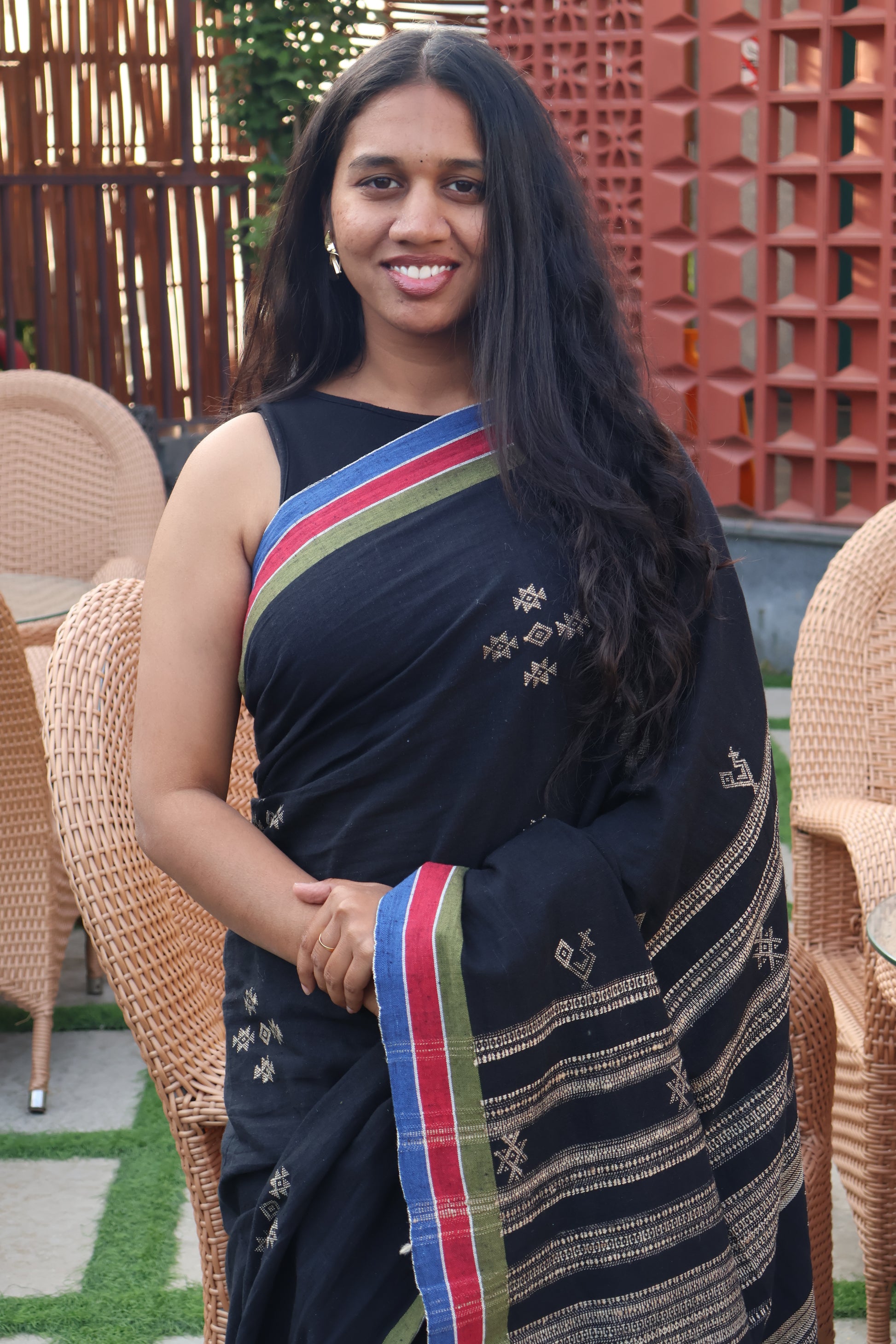 Black Kala Cotton Tussar Handloom Saree - Earthyweaves