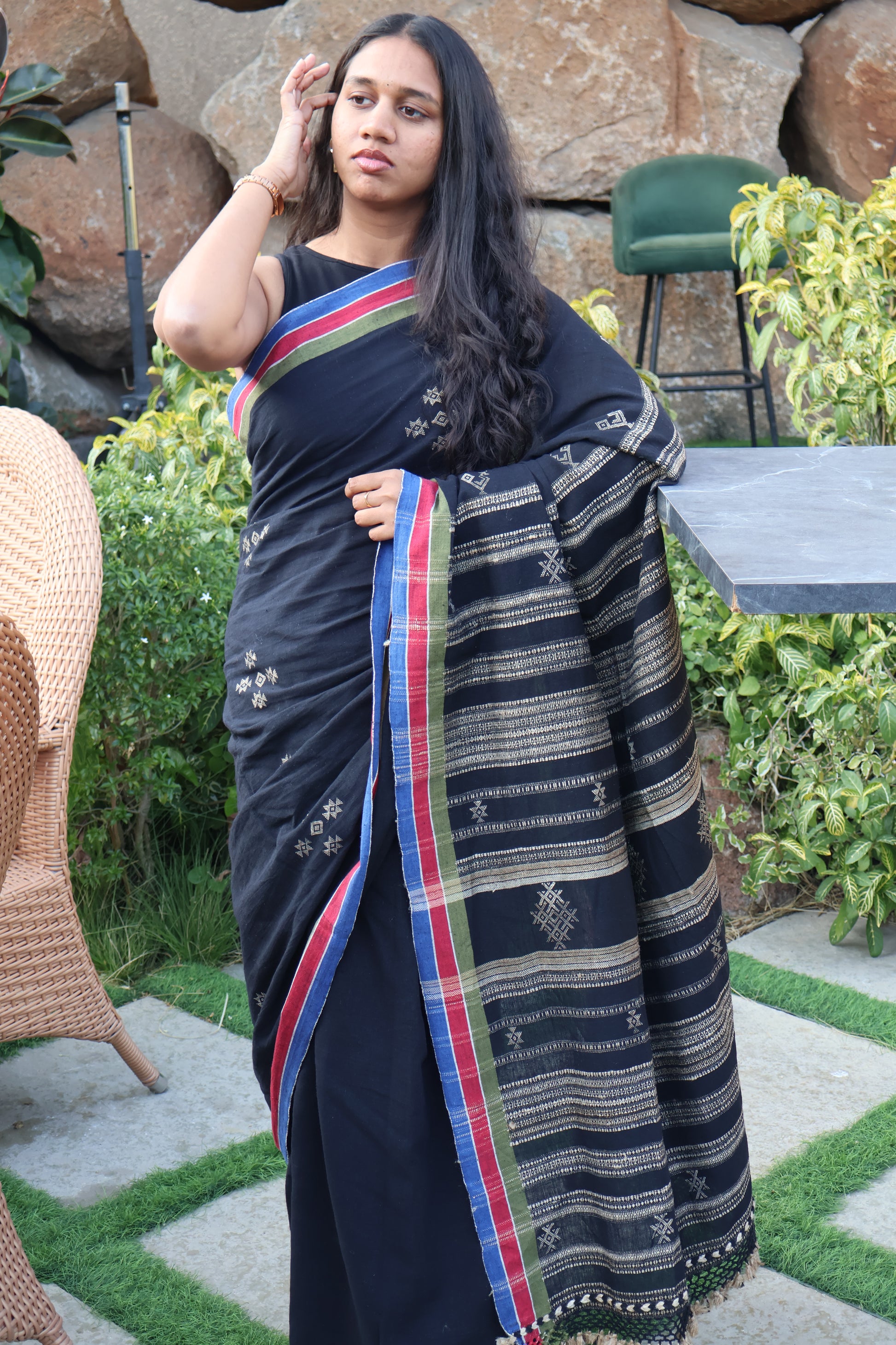 Black Kala Cotton Tussar Handloom Saree - Earthyweaves