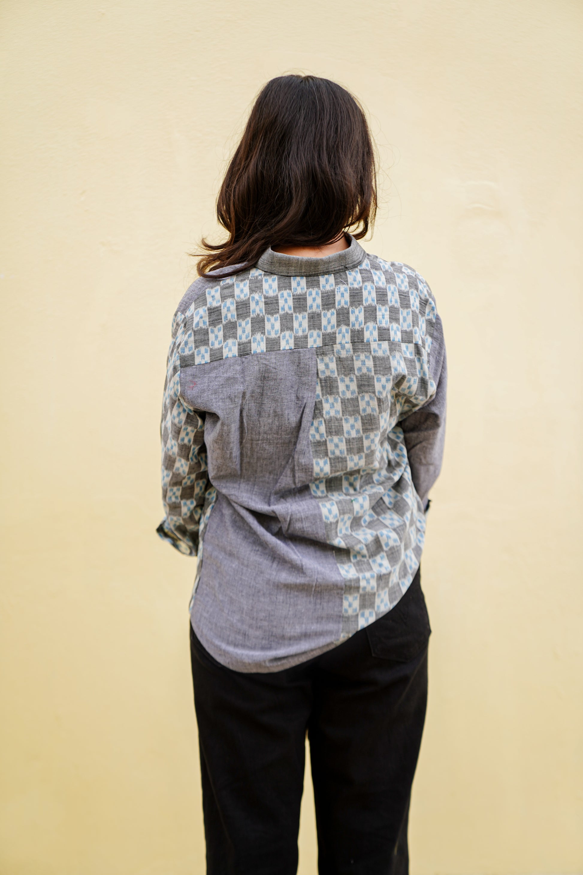 Vyomika Sambalpuri Handloom Shirt - Earthyweaves