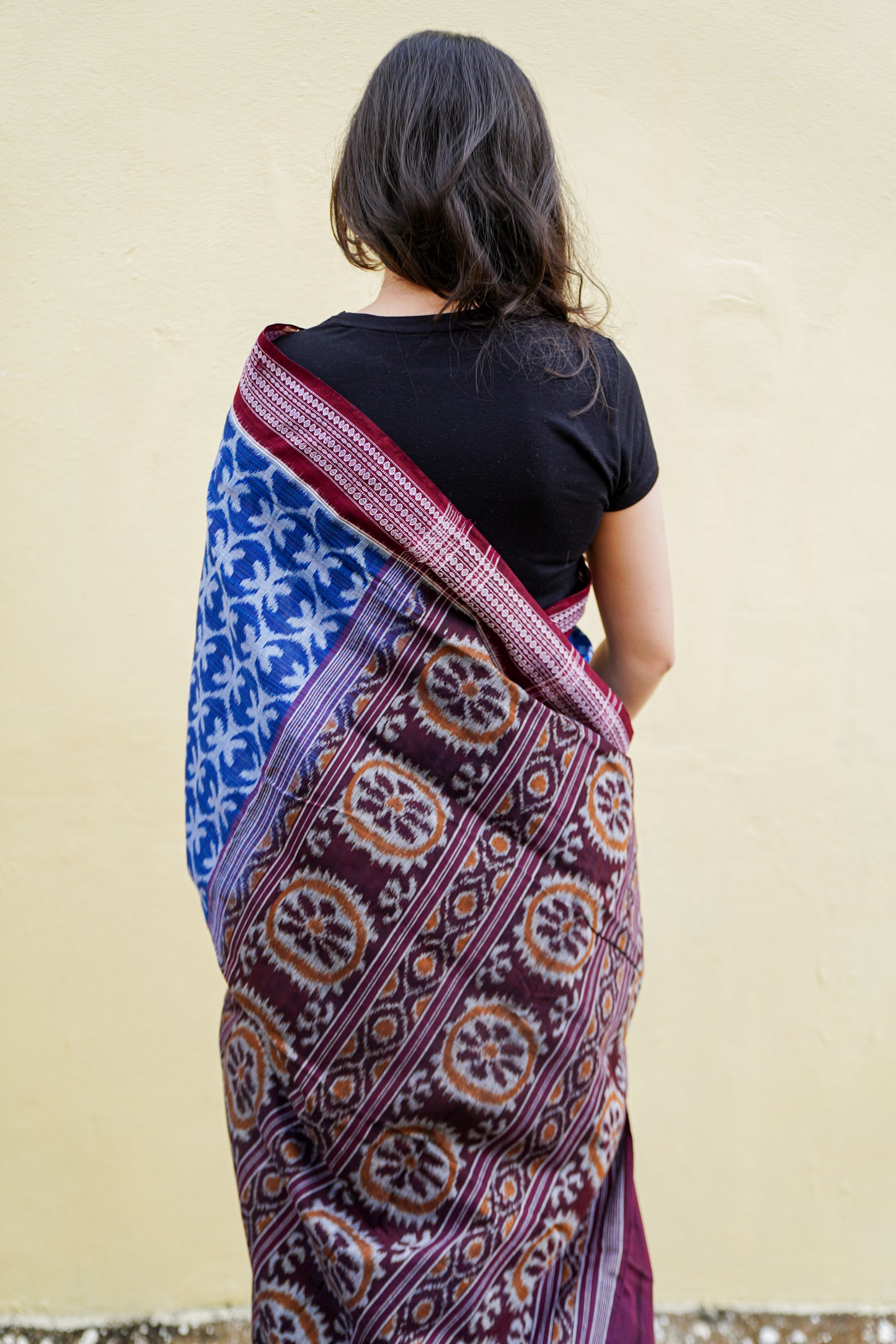 "Nilambari" Sambalpuri Cotton Saree - Earthyweaves